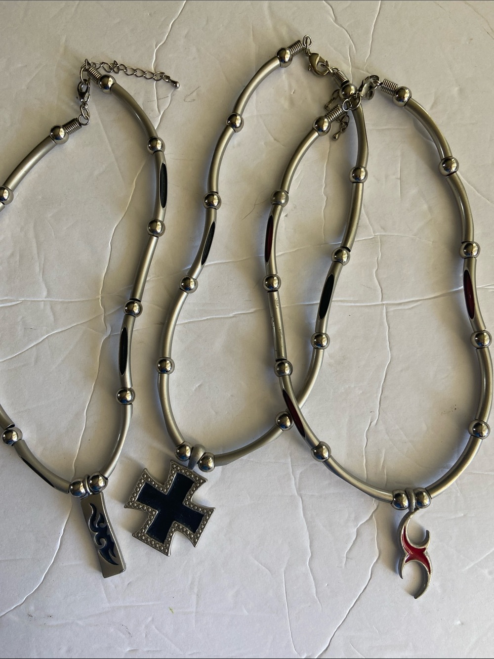 Set of 3 VTG Y2K Gotic metal bar /ball link chokers gothi 90’s-2000’s Black Red